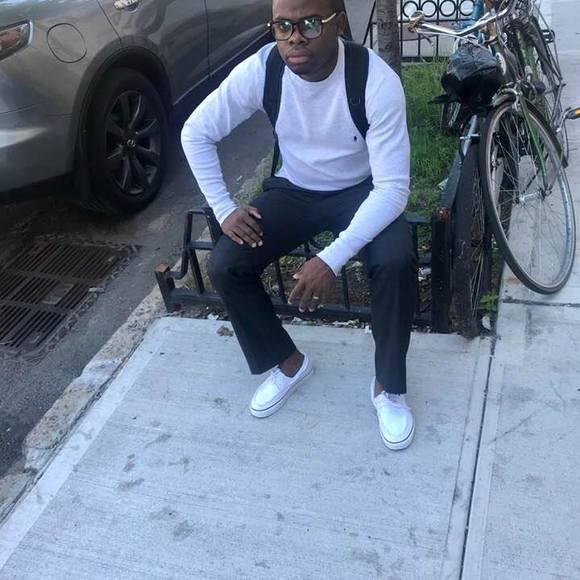 Meet your Posher, Paul peter - Picture 1 of 1